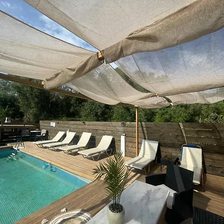 Thanos Villa Marathiász