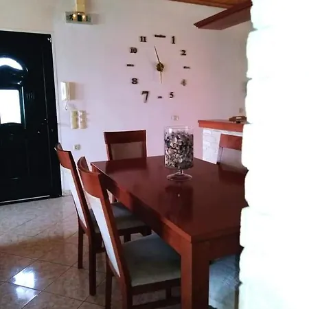 Villa Thanos Marathias