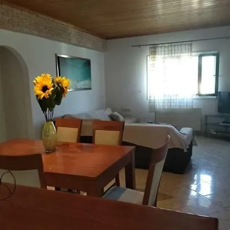 Villa Thanos Marathias